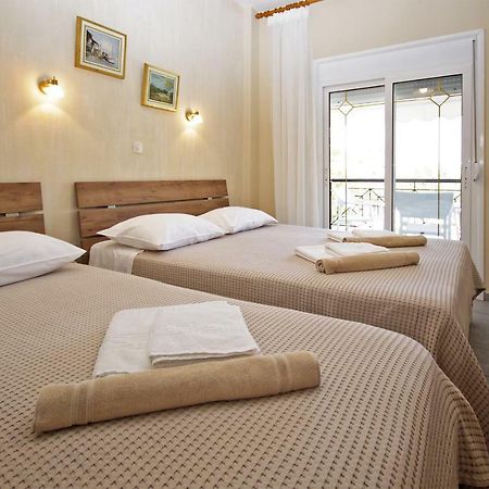 Funbeach Rooms Неос-Мармарас Екстер'єр фото